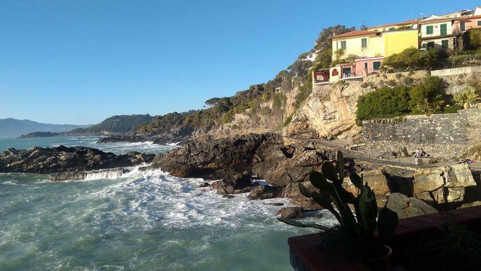 Il Melograno B&B With Private Bathrooms Aulla Εξωτερικό φωτογραφία